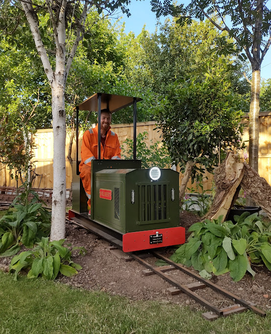 A completed Hefty WILBERT on a garden railway. Photograph from the Phoenix company archive; photographer not recorded.